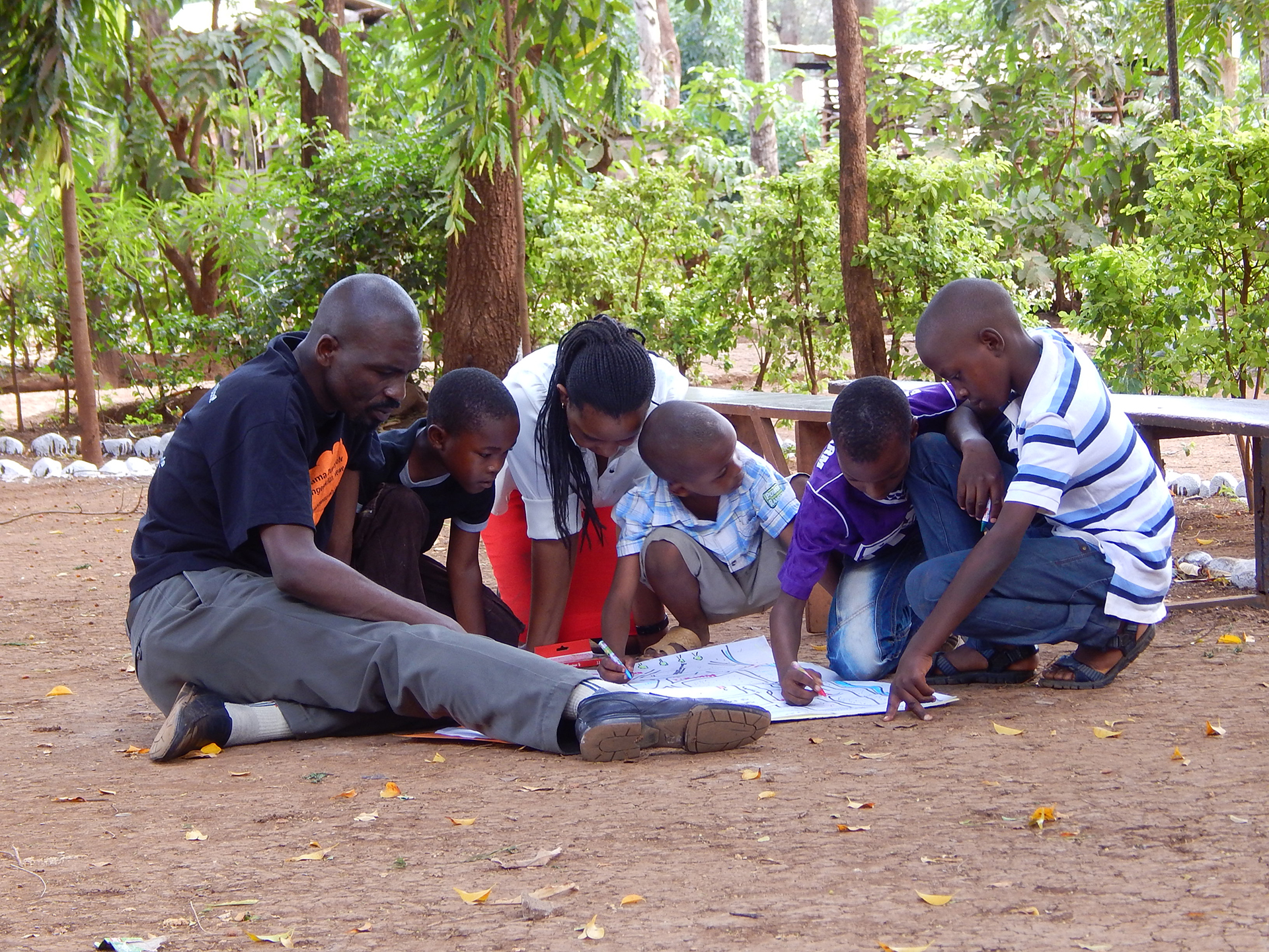 Violence against women and children in homes and public spaces are a major barrier to their participation in decision-making. Our work in Tanzania focuses on promoting inclusion and equipping communities to address gender-based violence and allow for a better protection of the rights of children and youth.